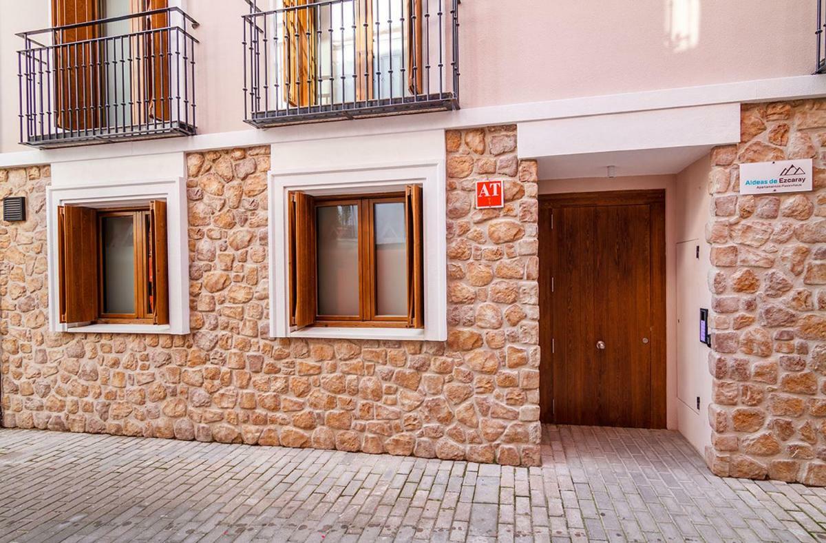 Aldeas De Ezcaray Aparthotel Exteriör bild